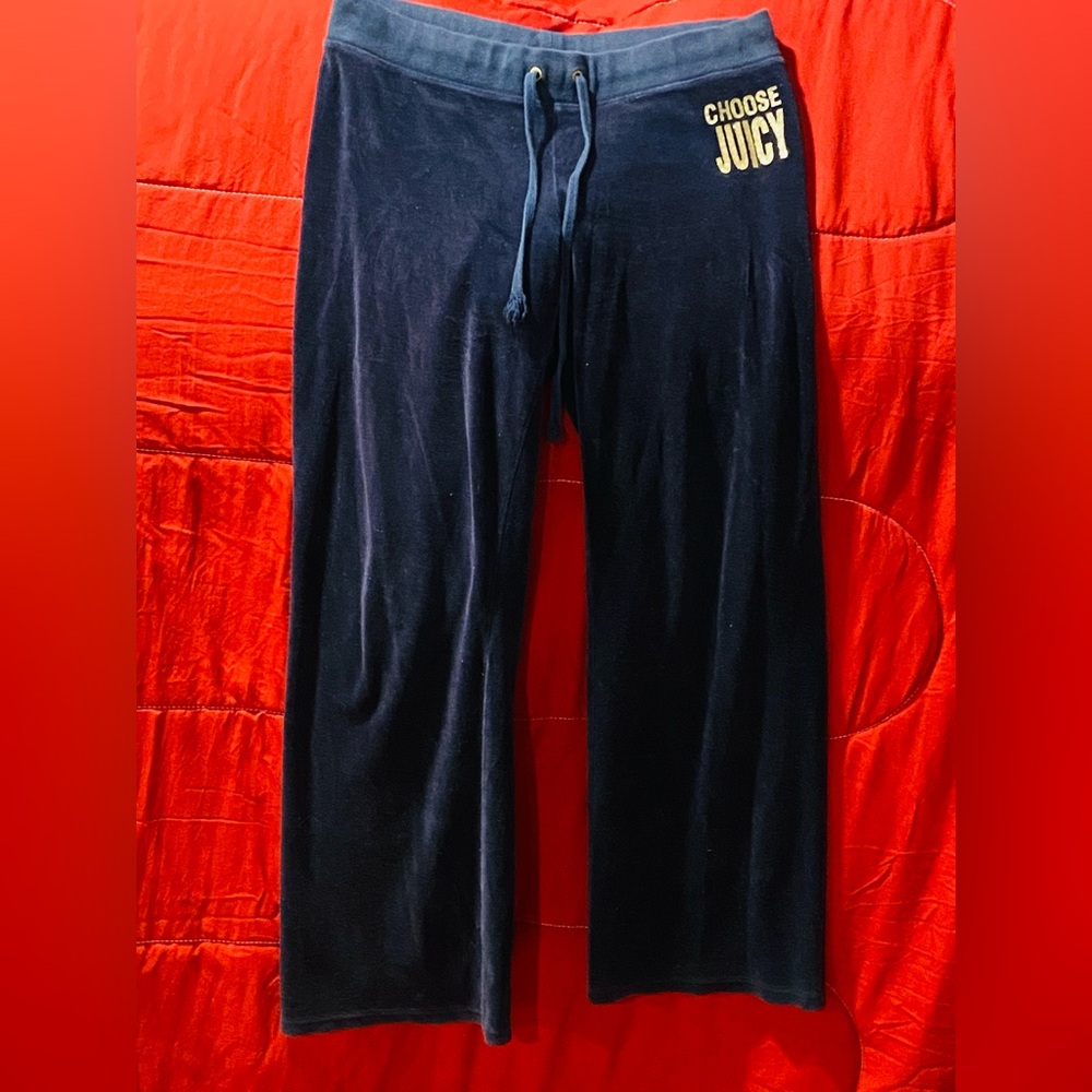 Juicy Couture Navy Velour Tracksuit with Gold Lettering - Picture 5 of 6